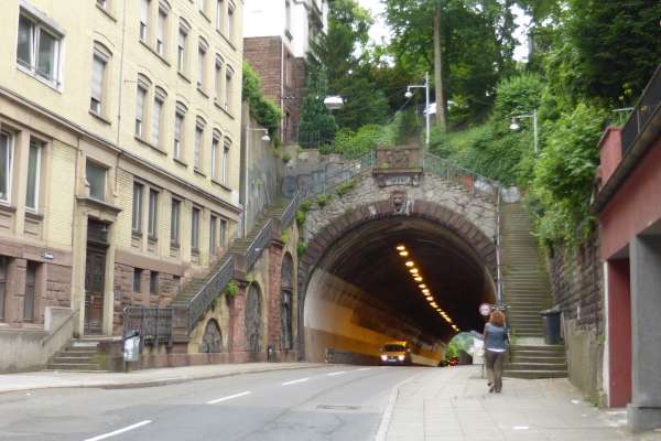 Stuttgart, Schwabtunnel